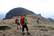 Monte Mincucco (cima 2001 m – croce 1832 m) ad anello dai Piani dell’Avaro il 27 maggio 2017 - FOTOGALLERY